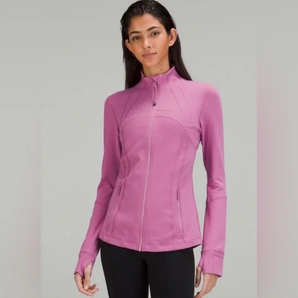 Lululemon Define Jacket // Size 4 // RARE COLOR: ROSE